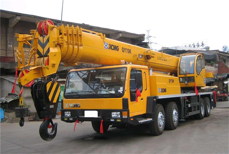 呼玛县吊车出租选择重点