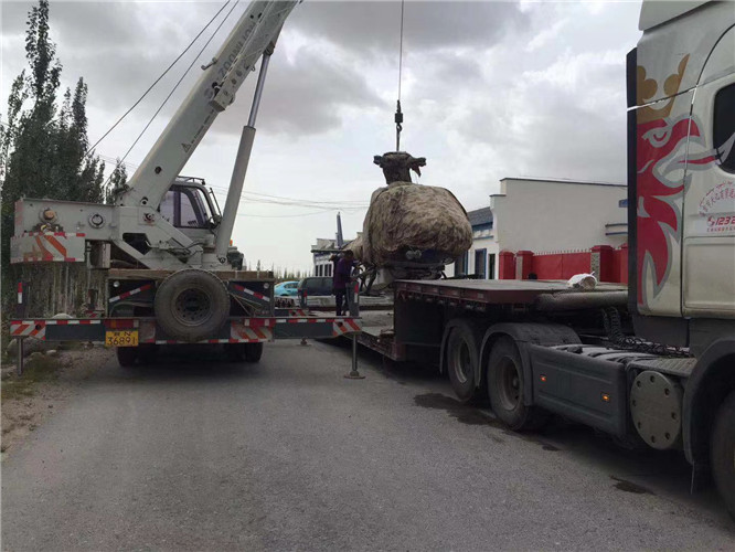 呼玛县狭窄场地（如小区、车间）适合用哪种吊车？