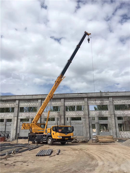 呼玛县吊装作业前会做设备检查吗？安全保障措施有哪些？