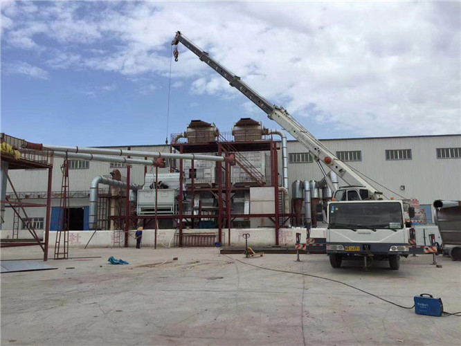 呼玛县“手脚齐动”—— 吊车的 “协同作业” 技术